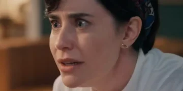 Resumo Três Graças: Disfarçada, Samira tenta fugir do Brasil, perde o passaporte e se dá mal no aeroporto