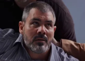 Jorginho (Juliano Cazarré) em Três Graças (Foto: Reprodução/TV Globo)