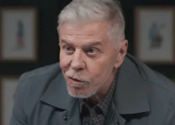 Kasper (Miguel Falabella) em Três Graças (Foto: Reprodução/TV Globo)