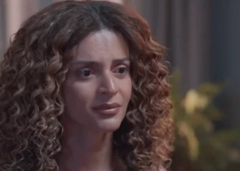 Viviane (Gabriela Loran) em Três Graças (Foto: Reprodução/TV Globo)