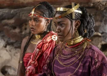 Alika (Duda Santos) e Niara (Erika Januza) em A Nobreza do Amor (Foto: Estevam Avellar/TV Globo)