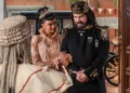 Augusto (Carmo Dalla Vecchia) e Cesária (Lucy Ramos) de Cordel Encantado em cena de A Nobreza do Amor, a nova novela das seis da Globo (Foto: Estevam Avellar/TV Globo)