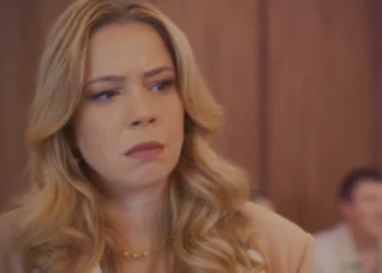 Zilá (Leandra Leal) em Coração Acelerado (Foto: Reprodução/TV Globo)
