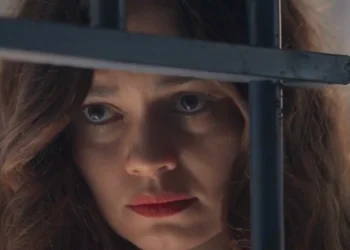 Gerluce (Sophie Charlotte) em Três Graças (Foto: Reprodução/TV Globo)