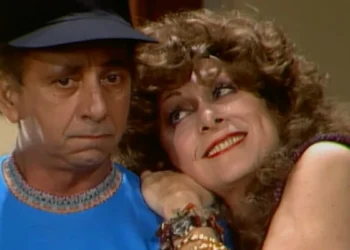 Seu Moreira e Dona Armênia em Rainha da Sucata. (Foto: reprodução/Globo)