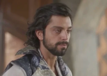 Omar (Rodrigo Simas) A Nobreza do Amor (Foto: Reprodução/TV Globo)