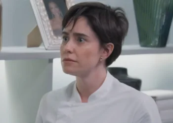 Samira (Fernanda Vasconcellos) em Três Graças (Foto: Reprodução/TV Globo)