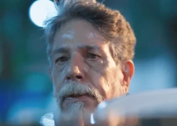 Vicente em cena da novela Três Graças.