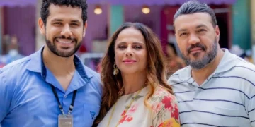 Gilmar (Amaury Lorenzo), Consuelo (Viviane Araujo) e Misael (Belo) em Três Graças (Foto: Beatriz Damy/Globo)