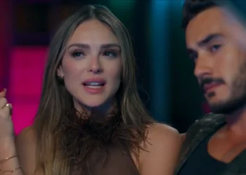Naiane (Isabelle Drummond) e João Raul (Filipe Bragança) em Coração Acelerado (Foto: Reprodução/Globo)