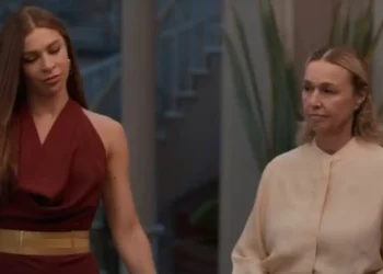 Final de Três Graças: Helga assume paixão por Arminda e sofre ao saber que nunca será correspondida