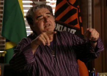 Otávio Augusto em Avenida Brasil. (Foto: reprodução/Globo)
