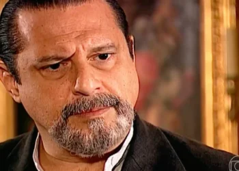 Antonio Fagundes (Gumercindo) em Terra Nostra (Foto: Reprodução/TV Globo)