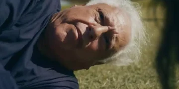 Morte de Arthur em Quem Ama Cuida: Laudo preliminar indica que o ricaço foi empurrado do prédio, e Adriana vira principal suspeita
