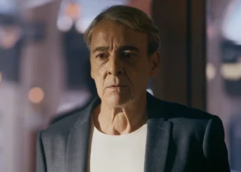 Ulisses (Alexandre Borges) em Quem Ama Cuida (Foto: Reprodução/TV Globo)
