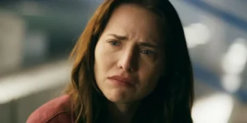 Adriana (Letícia Colin) em Quem Ama Cuida (Foto: Reprodução/TV Globo)