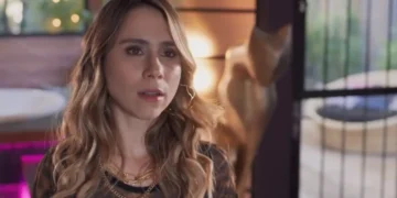 Lucélia (Daphne Bozaski) em Três Graças (Foto: Reprodução/TV Globo)