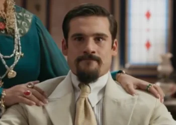 Mirinho (Nicolas Prattes) em A Nobreza do Amor (Foto: Reprodução/TV Globo)
