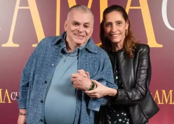Walcyr Carrasco (à esquerda) e Claudia Souto (à direita).