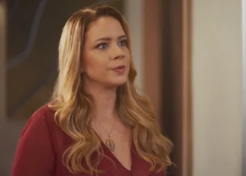 Zilá (Leandra Leal) em Coração Acelerado (Foto: Reprodução/TV Globo)