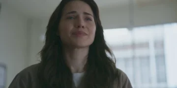 Adriana (Letícia Colin) em Quem Ama Cuida (Foto: Reprodução/TV Globo)