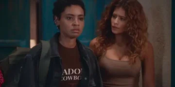 Eduarda (Gabz) e Agrado (Isadora Cruz) em Coração Acelerado (Foto: Reprodução/TV Globo)