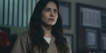 Adriana (Letícia Colin) em Quem Ama Cuida (Foto: Reprodução/TV Globo)