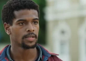 Tonho (Ronald Sotto) em A Nobreza do Amor (Foto: ReproduçãoTV Globo)