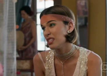 Virgínia (Theresa Fonseca) em A Nobreza do Amor (Foto: Reprodução/TV Globo)