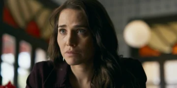 Adriana (Letícia Colin) em Quem Ama Cuida (Foto: Reprodução/TV Globo)