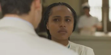 Alika (Duda Santos) rebate Mirinho (Nicolas Prattes) em A Nobreza do Amor (Foto: Reprodução/TV Globo)