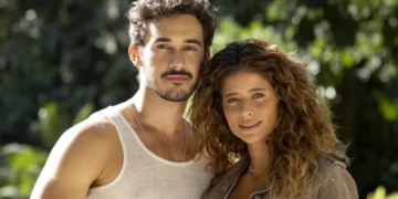 João Raul (Filipe Bragança) e Agrado (Isadora Cruz) em Coração Acelerado (Foto: Divulgação/Globo)