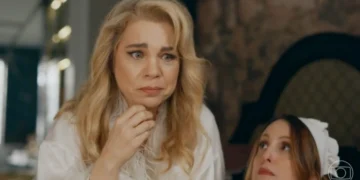 Pilar (Isabel Teixeira) em Quem Ama Cuida (Foto: Reprodução/TV Globo)