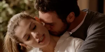 Lívia e Pedro em Além do Tempo. (Foto: reprodução/Globo)