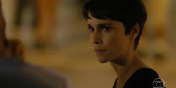 Nina (Débora Falabella) em Avenida Brasil (Foto: Reprodução/TV Globo)
