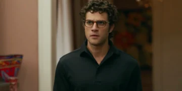 Pedro (Chay Suede) em Quem Ama Cuida (Foto: Reprodução/TV Globo)