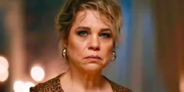 Pilar em cena da novela Quem Ama Cuida (Foto: Reprodução / Globo)