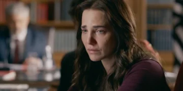 Adriana (Letícia Colin) em Quem Ama Cuida (Foto: Reprodução/TV Globo)
