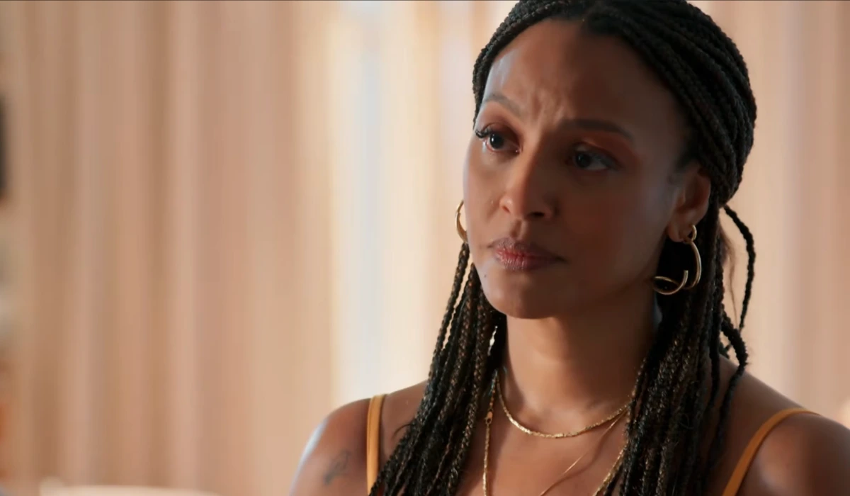 Bela (Sheron Menezzes) em Por Você, a nova novela das sete da Globo (Foto: Reprodução/TV Globo)