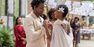 Leandro (David Júnior) e Eduarda (Gabz) se casam no último capítulo de Coração Acelerado (Foto: Angélica Goudinho/Globo)