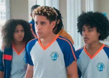 Filhos de Juli em Por Você. (Foto: reprodução/Globo)