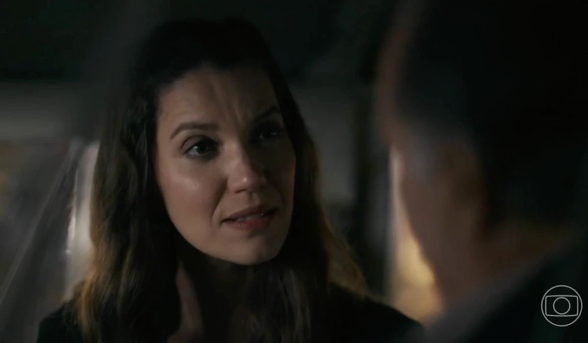 Francesca (Nathalia Dill) em Quem Ama Cuida (Foto: Reprodução/TV Globo)