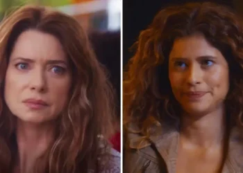 Janete (Letícia Spiller) e Agrado (Isadora Cruz) em Coração Acelerado (Foto: Reprodução/TV Globo)