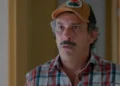 Juarez (Milhem Cortaz) em Por Você (Foto: Reprodução/TV Globo)