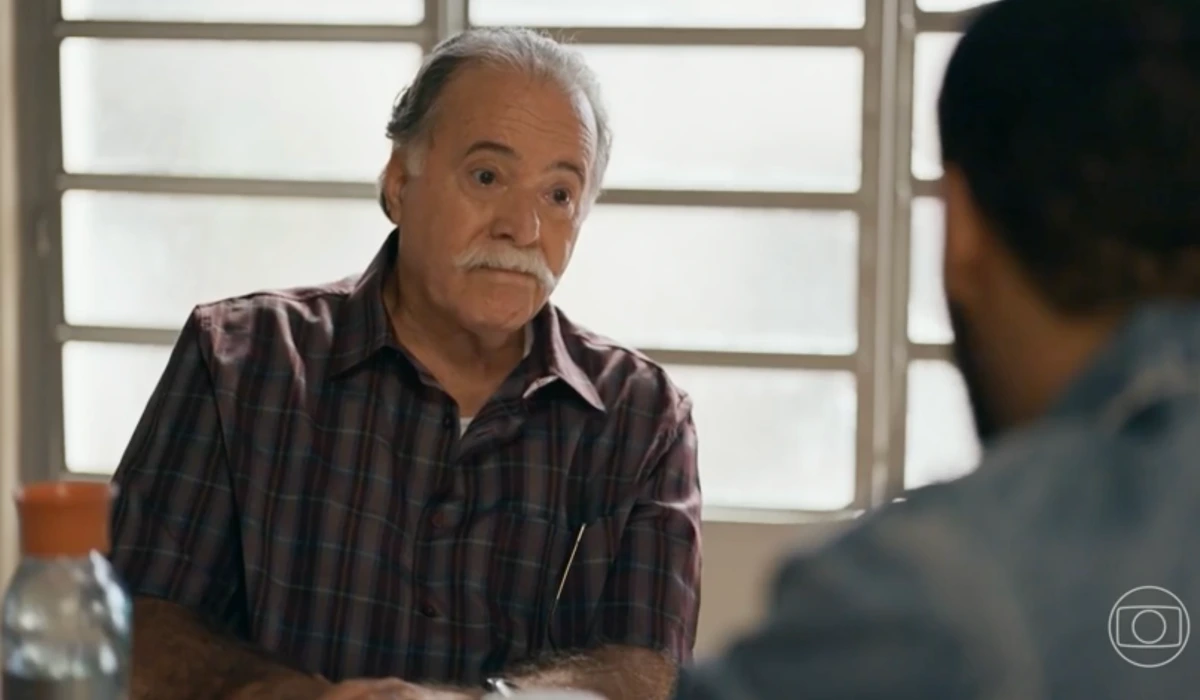 Otoniel (Tony Ramos) em Quem Ama Cuida (Foto: Reprodução/TV Globo)