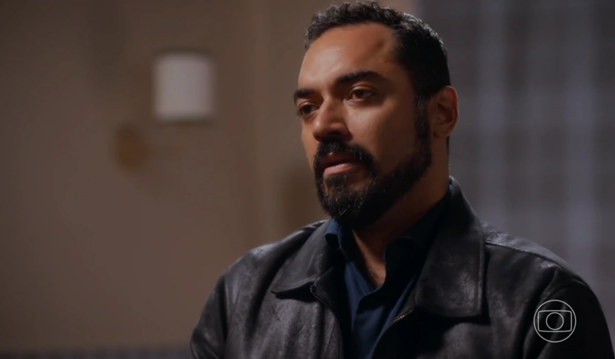 Ronei (Thomás Aquino) em Coração Acelerado (Foto: Reprodução/TV Globo)