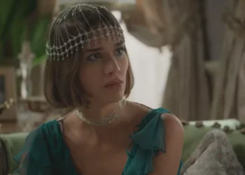 Virgínia (Theresa Fonseca) em A Nobreza do Amor (Foto: Reprodução/TV Globo)