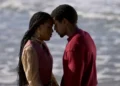 Alika (Duda Santos) e Tonho (Ronald Sotto) em A Nobreza do Amor (Foto: Reprodução/TV Globo)