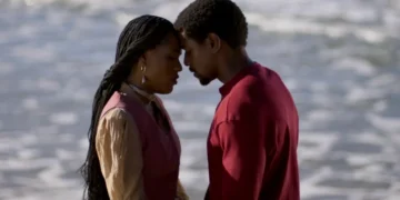 Alika (Duda Santos) e Tonho (Ronald Sotto) em A Nobreza do Amor (Foto: Reprodução/TV Globo)