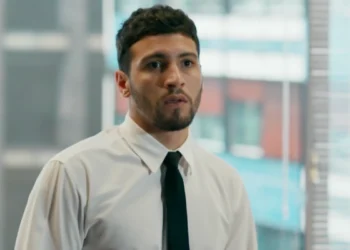 André (Henrique Barreira) em Quem Ama Cuida (Foto: Reprodução/TV Globo)